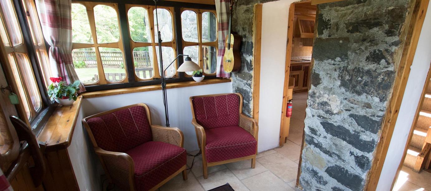 Contact Bron-Nant cottage